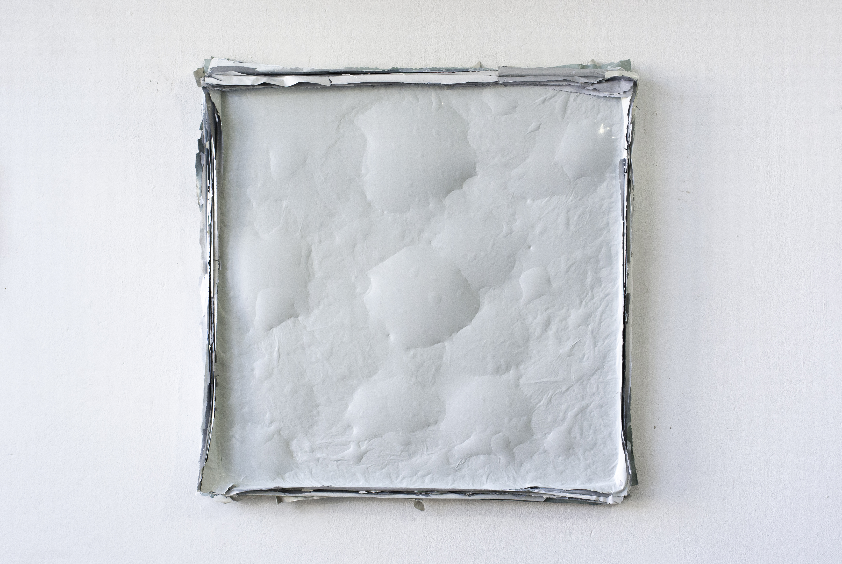 17 Małgorzata Pawlak, Purchle 4, 2020, 70x70cm, akryl na płótnie