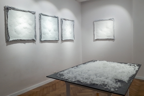 Purchle Śnieg, widok wystawy Zmiana czasu 2020